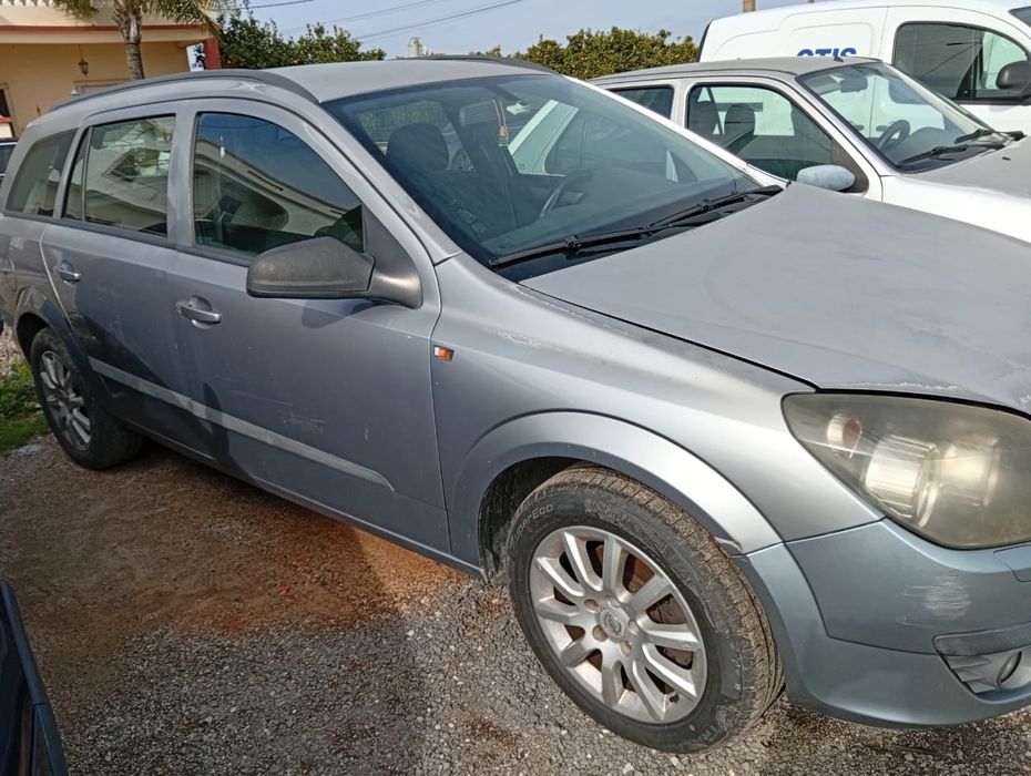 Alugo carro  1.3cd 2006