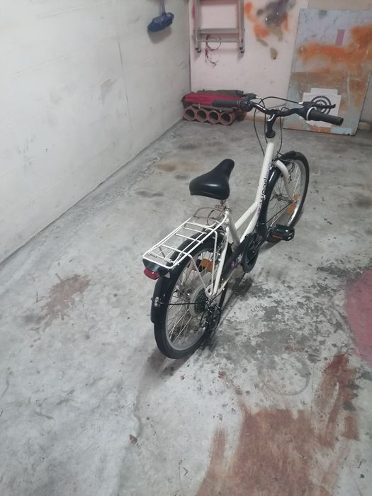 Bicicleta de criança (menina)
