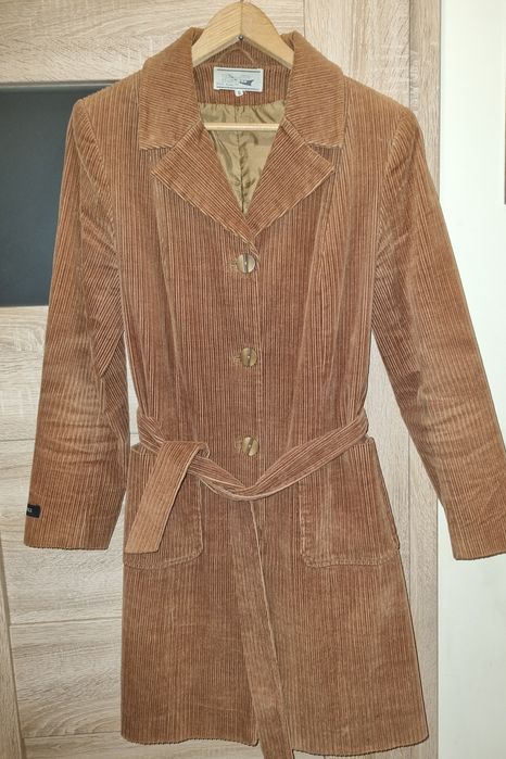 Płaszczyk damski sztruksowy wiosenny Nicoll