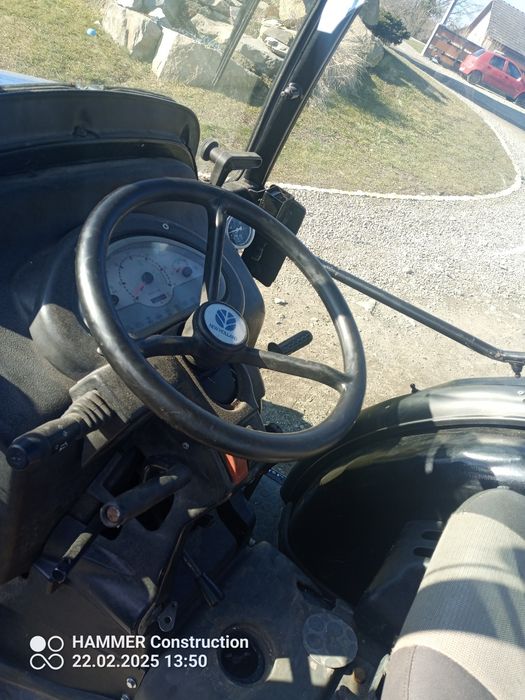 Ciągnik sadowniczy komunalny New Holland TCE 50