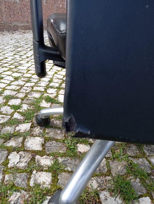 Cadeira escritório pele