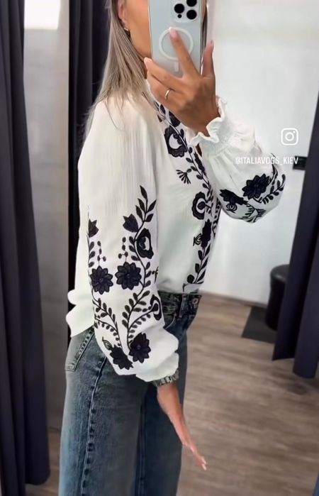 Сорочка з вишивкою