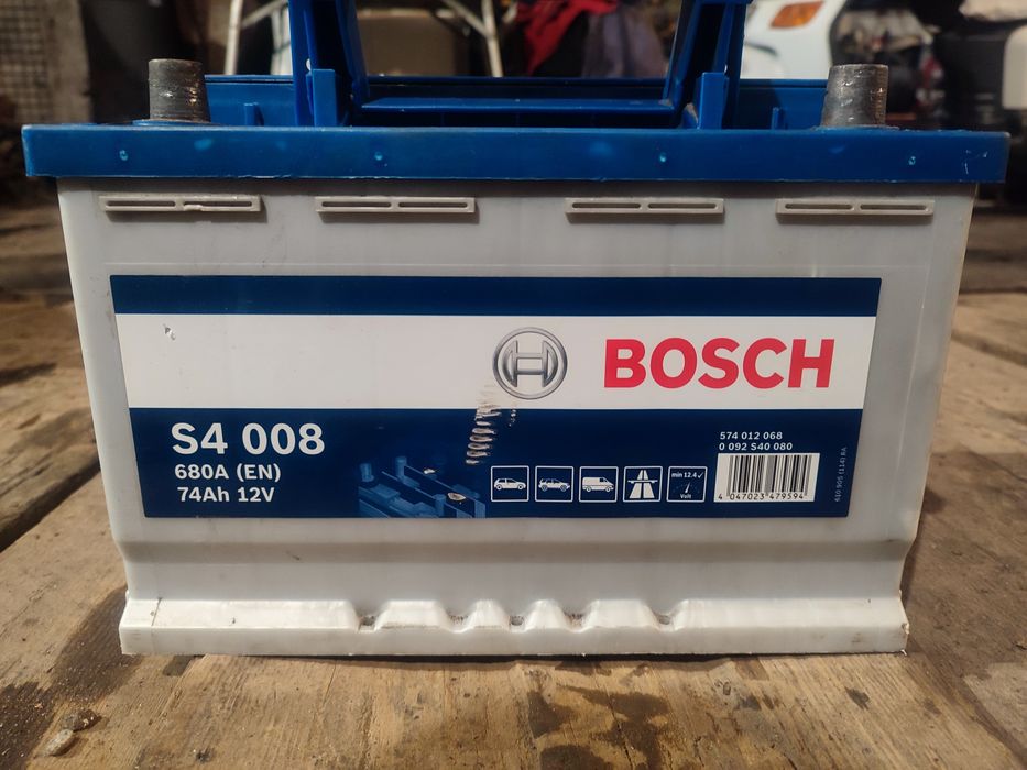 Аккумулятор Bosch 74 ампер б.у. в рабочем состоянии