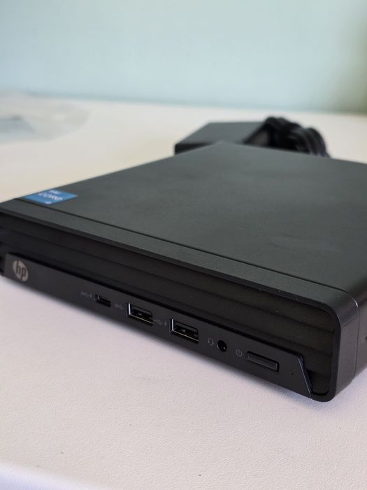 HP mini Pro 260 G9
