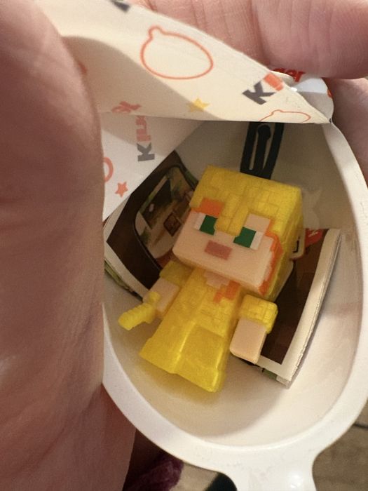 Figurka kinder joy minecraft