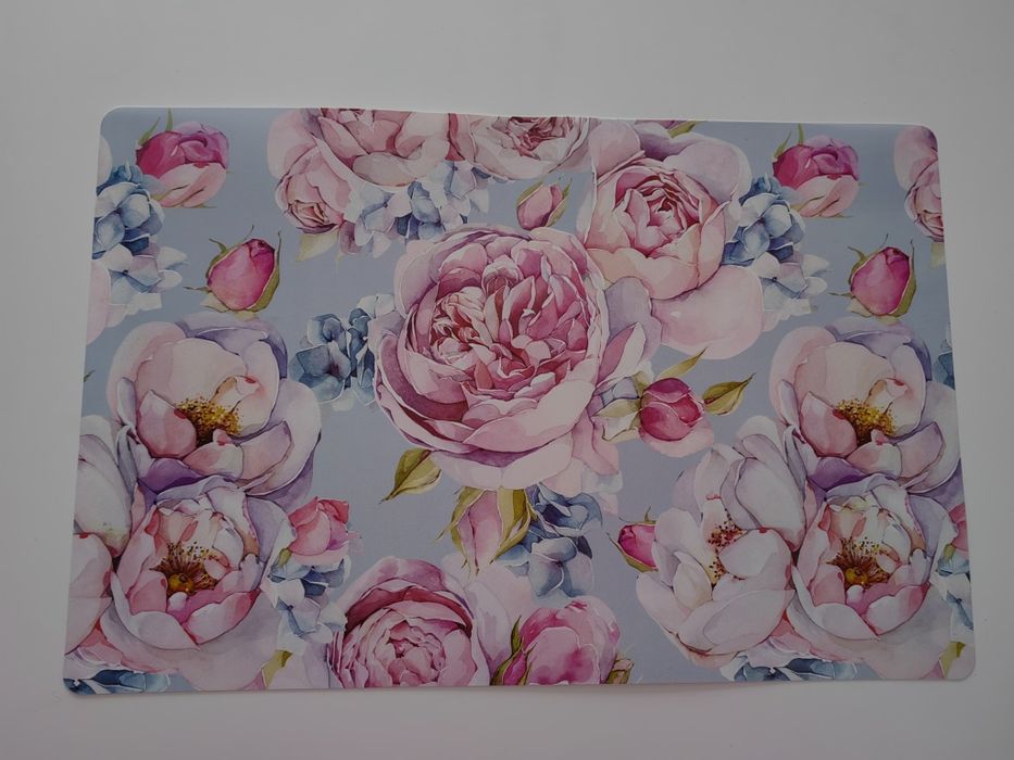 Mata na stół w kwiaty***Okazja!Cena za 2 szt.