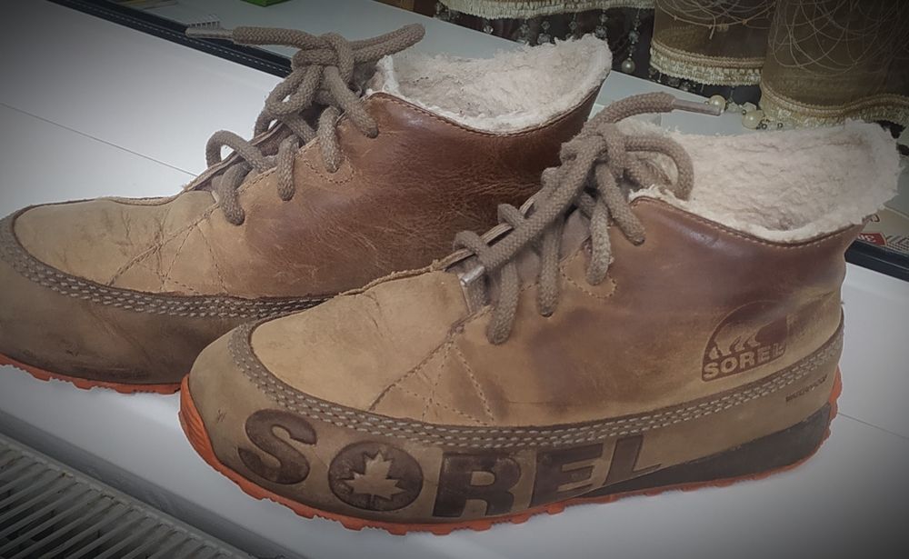 Sorel зимові черевики 39р.
Характеристики модел