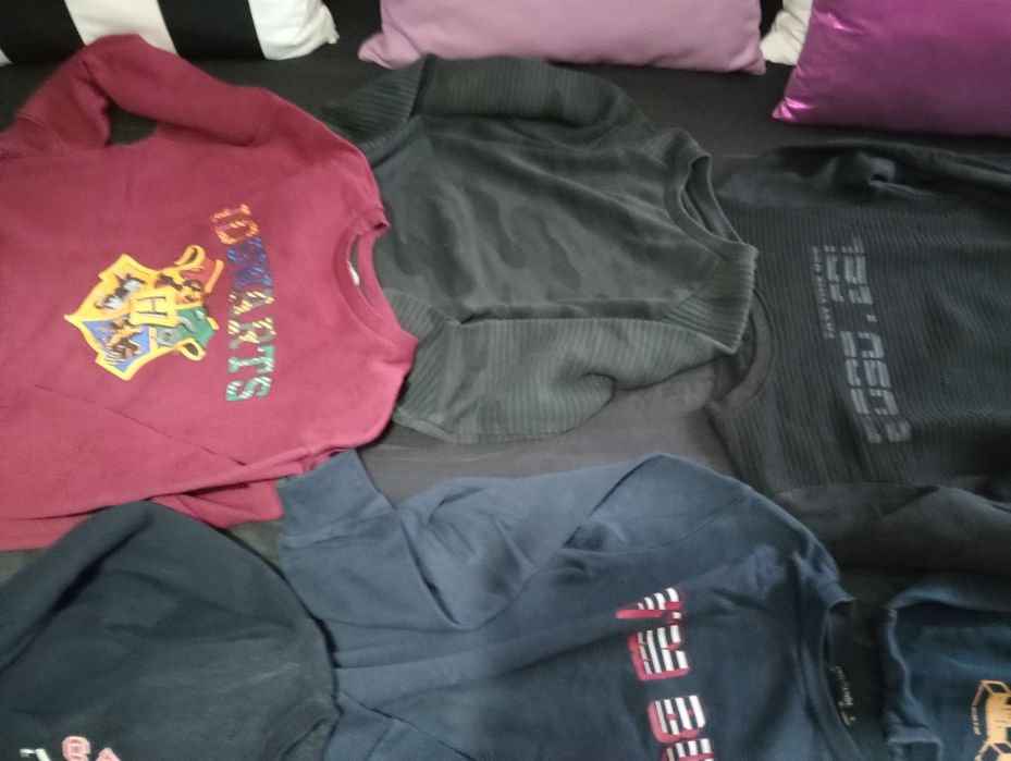 Swets com e sem capuz.quentinhas em bom estado geral