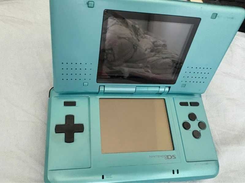 Nintendo DS lite super kolor sprawna bez wad Nintendo
