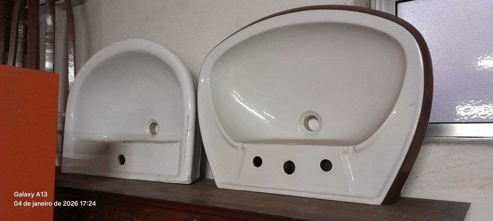 Two Ceramic Pieces439467096104642561
