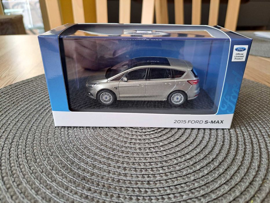 Ford S-Max mk2 srebrny Norev 1:43