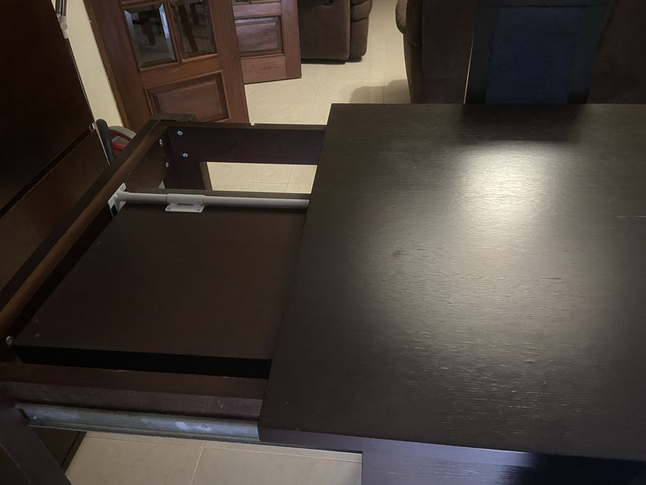 Mesa extensivel madeira macica com 4 cadeiras