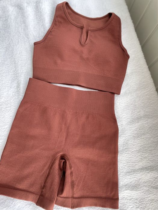 Фітнес костюм велосипедки +топ розмір XS