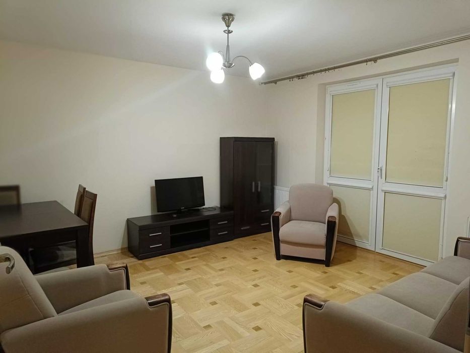 Wynajmę 3 pokojowe mieszkanie