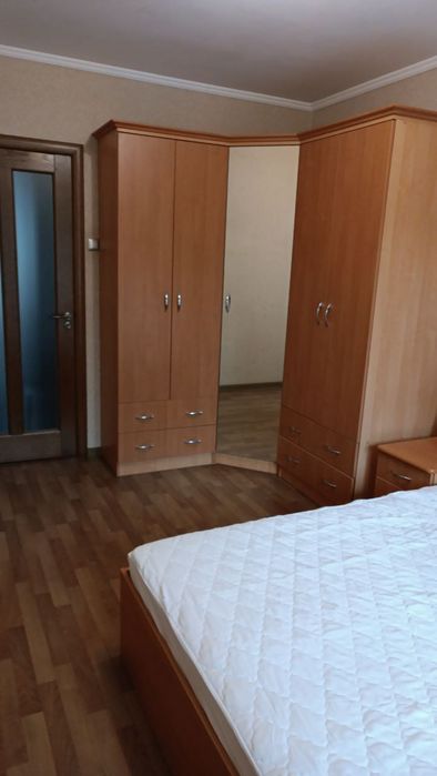 Здам 3х кімнатну квартиру з хорошим ремонтом на Виставці