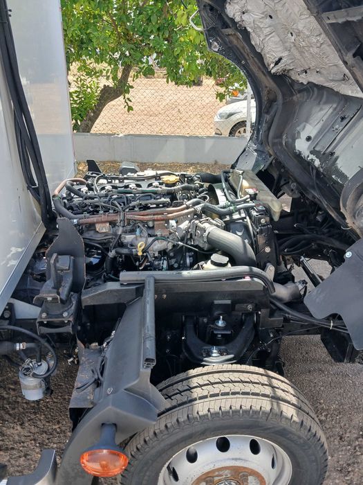 NISSAN NT 400 Frigorífica