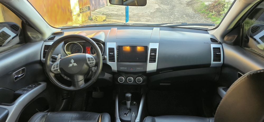 Mitsubishi Outlander XL 3.0