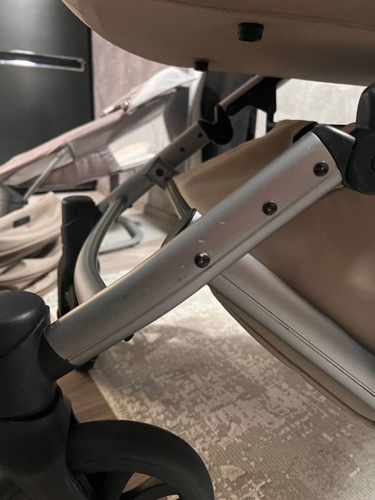 Продам коляску 2в1