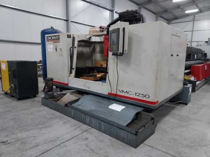 Frezarka CNC CINCINNATI Arrow VMC-1250
