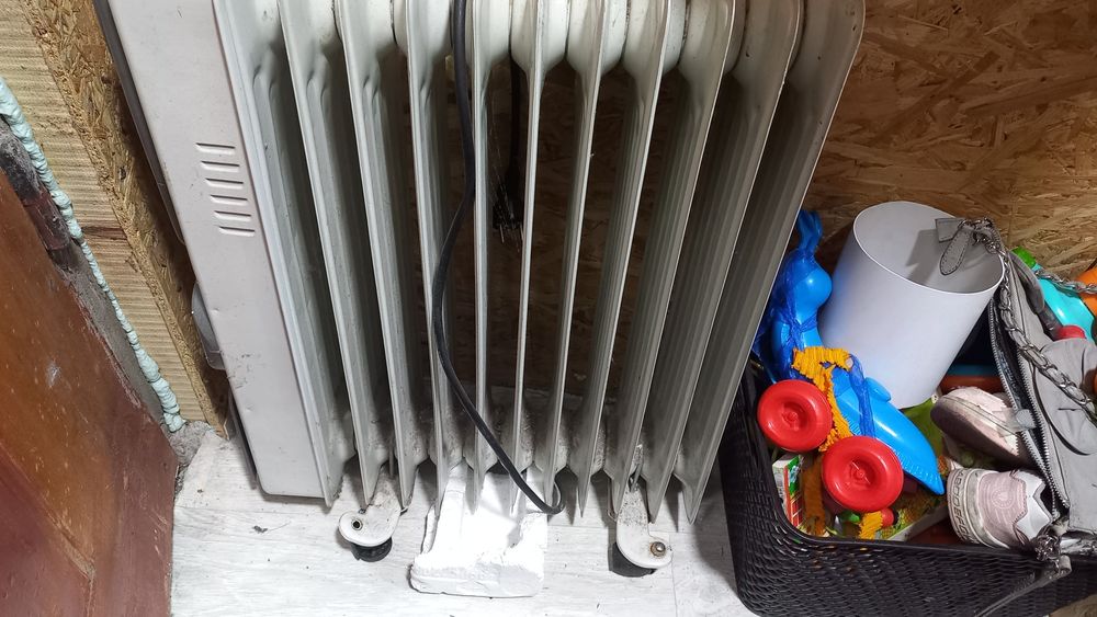 Продам масляный обогреватель