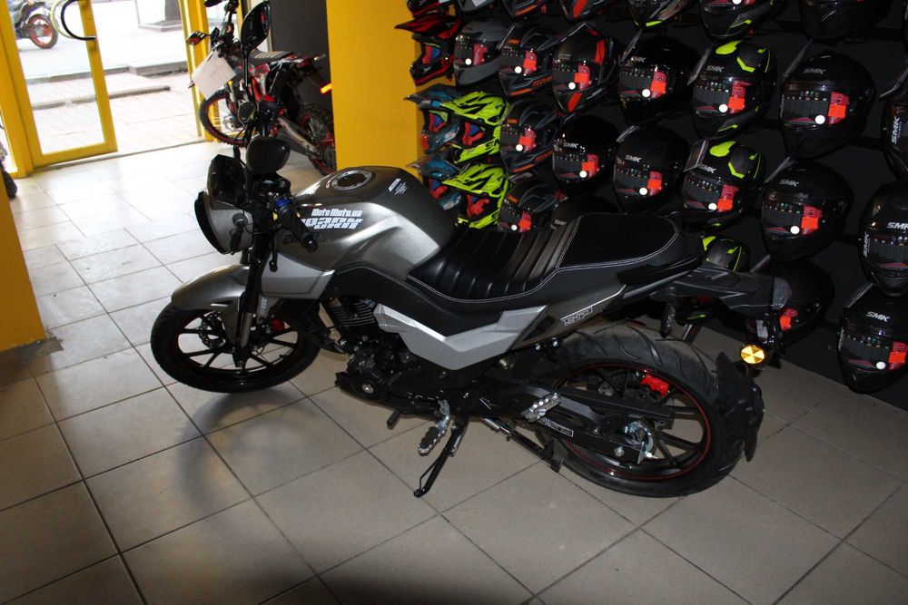 Мотоцикл SPARK SP200R-33