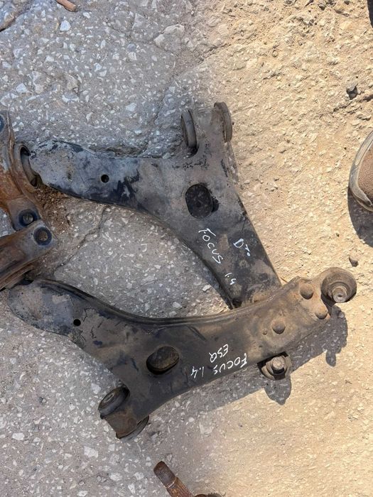 triangi«ulos ford focus 1.4 2000