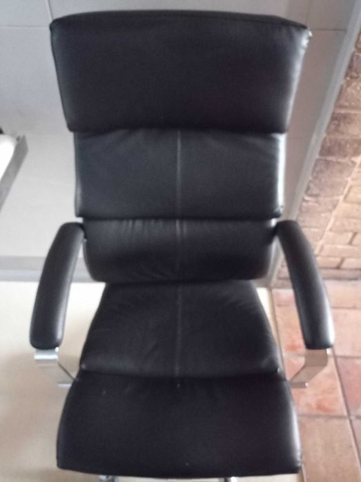 Fotel biurowy z ekoskóry