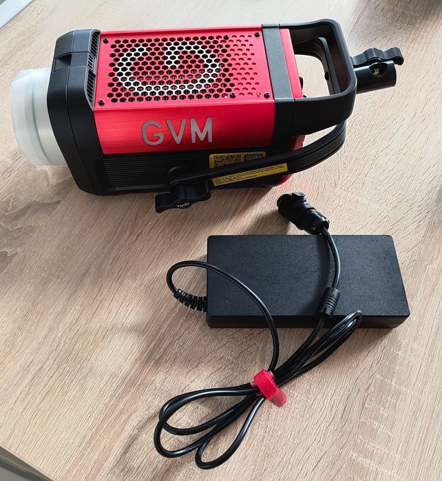 Oświetlenie lampa studyjna GVM led SD300B Pro
