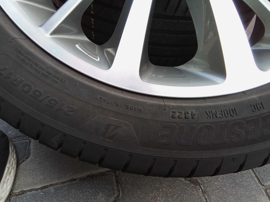Opony letnie 215/50 R17 95W Bridgestone 4x7mn