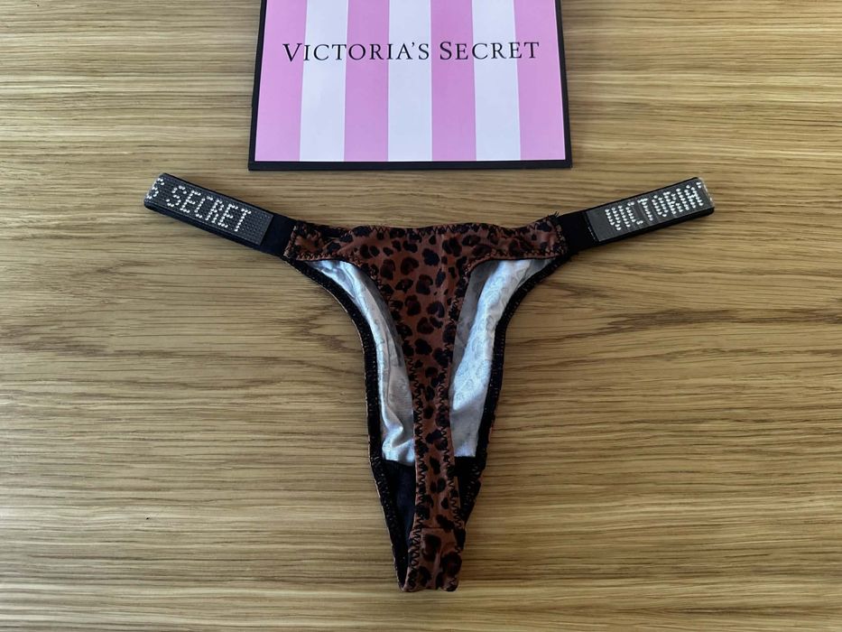 NOWE stringi Victoria’s Secret rozmiar S / M, gładkie, cyrkonie