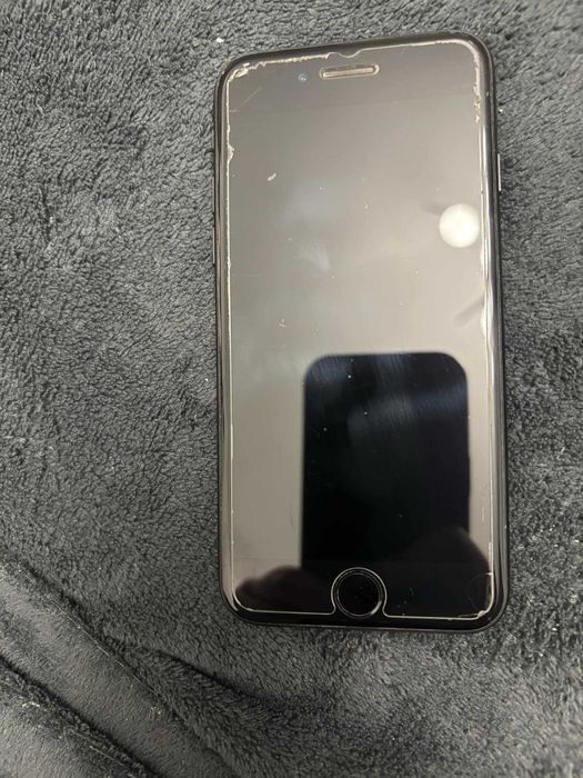 Sprzedam Iphone 7 32GB