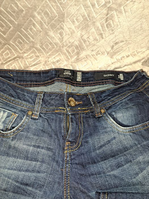 Spodnie janes'owe przecierane