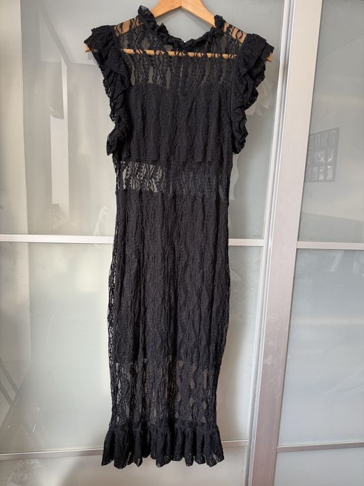 Vestido festa renda preto com transparencias tamanho M