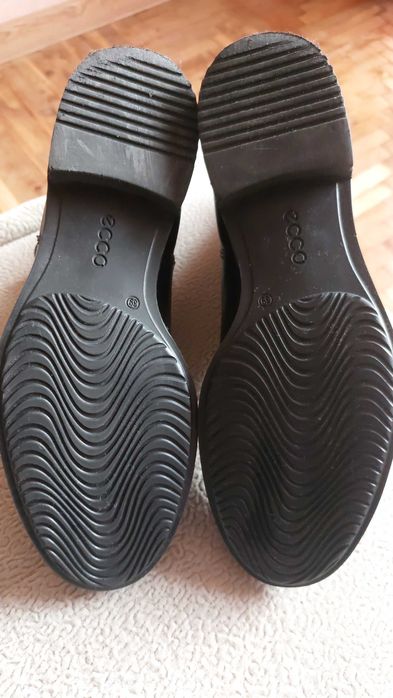 Чоботи Ecco демісезонні.