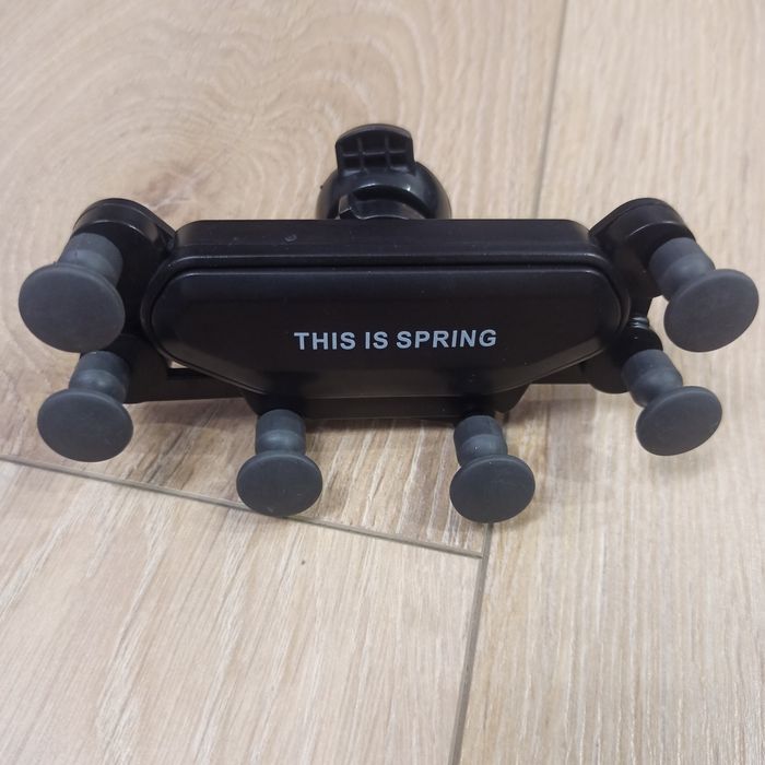 Uchwyt do telefonu samochodowy