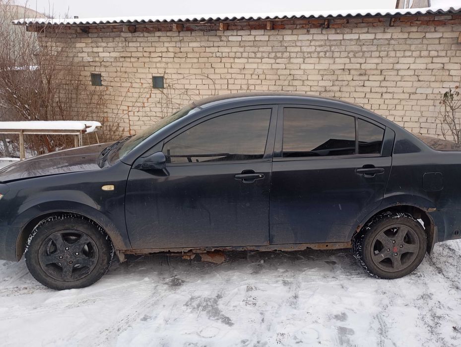 Чері Елара сідан