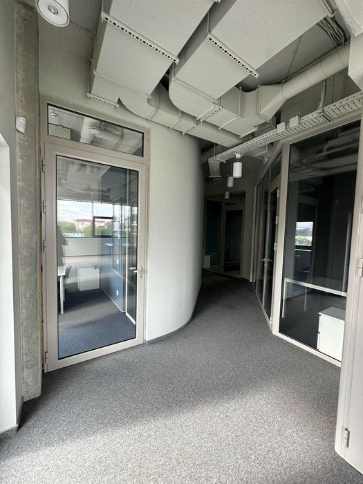Оренда офісу, вул.Щирецька (50-285 м.кв.) Кворум Метрополь