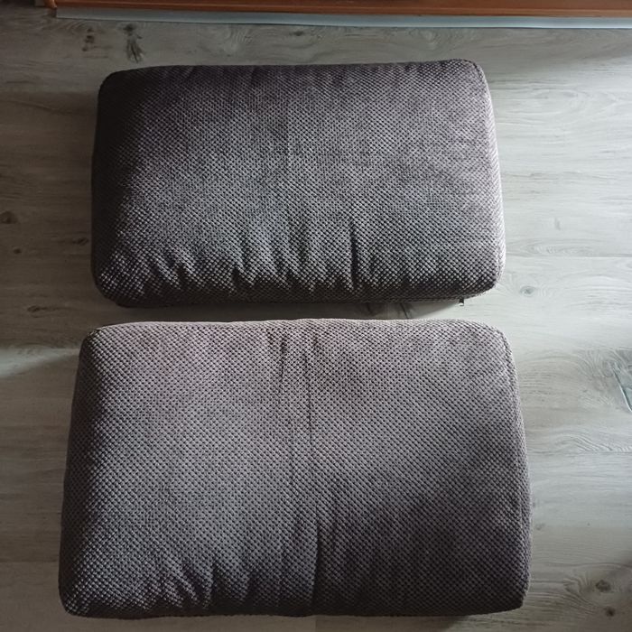 Duże poduchy brązowe 2 szt plus mniejsza