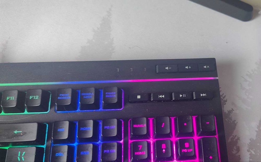 Клавіатура дротова HyperX Alloy Core RGB Membrane Gaming USB