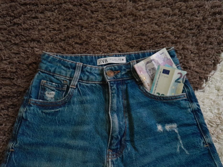 Базові жіночі темні джинси від zara