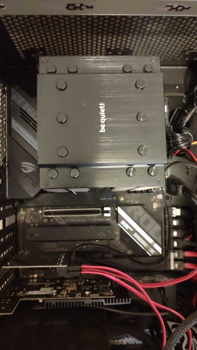 Asus ROG B560-F Gaming WIFI + Intel i9 11900KF + be quiet DarkRockPro3