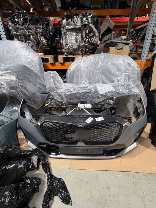 Бампер передній BMW X1 U11 колір