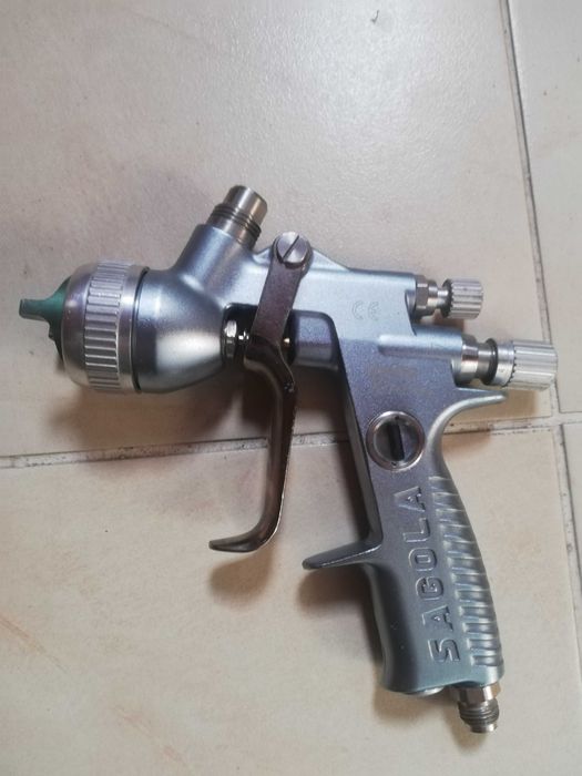 Pistolas de pintura Sagola 4100, 4400 e 4500