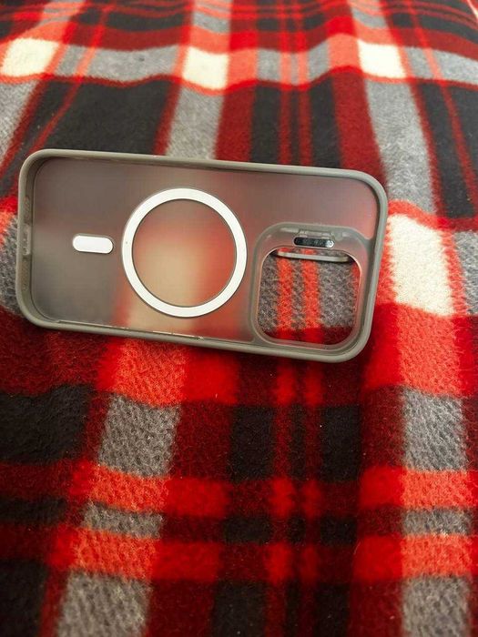чохол на iphone 14 pro
