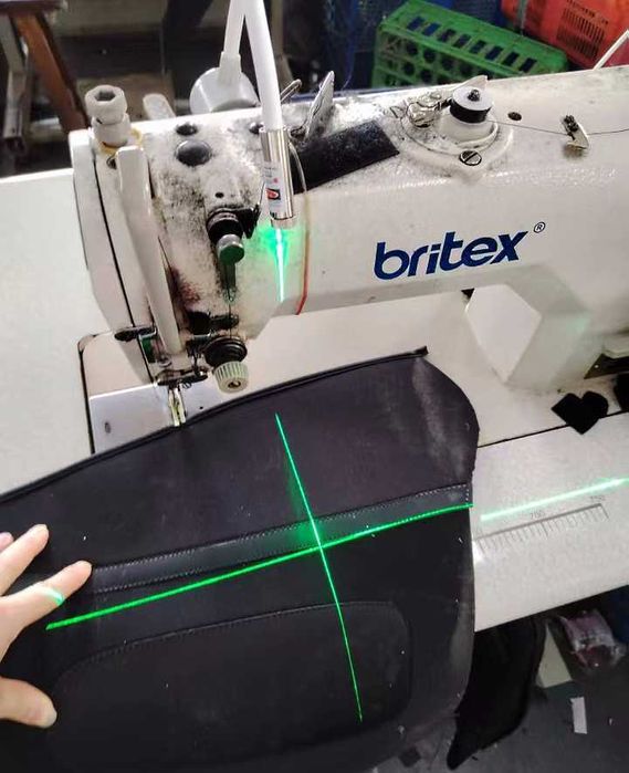 Лазер для швейної машинки, на магніті - 50мВт (хрест) - червоний