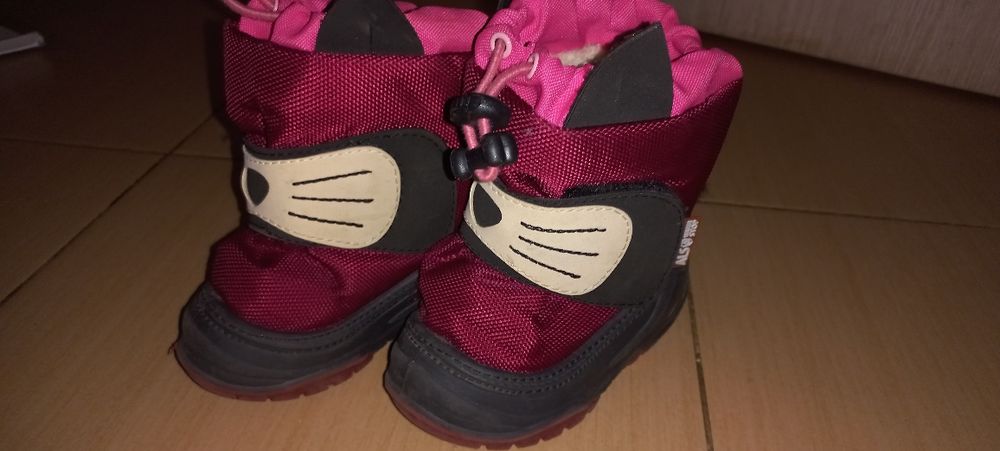 Зимові чобітки для дівчинки