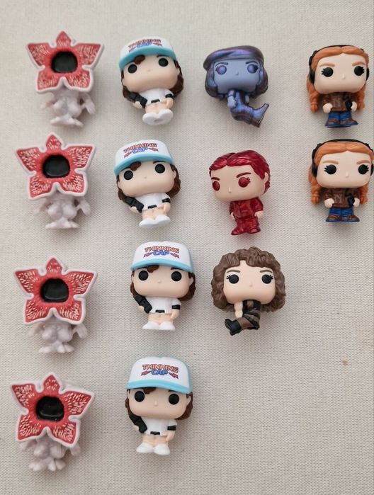 Bonecos stranger things kinder joy