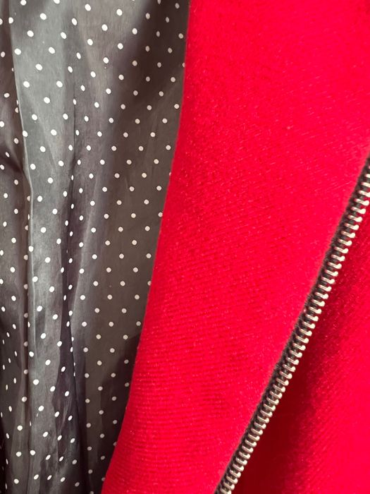 Płaszcz jesiennym z lampasem