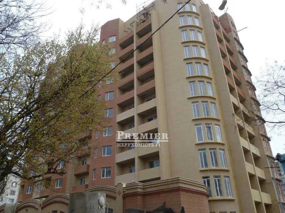 2-х кімнатна квартира в Престижному районі міста/червона цегла