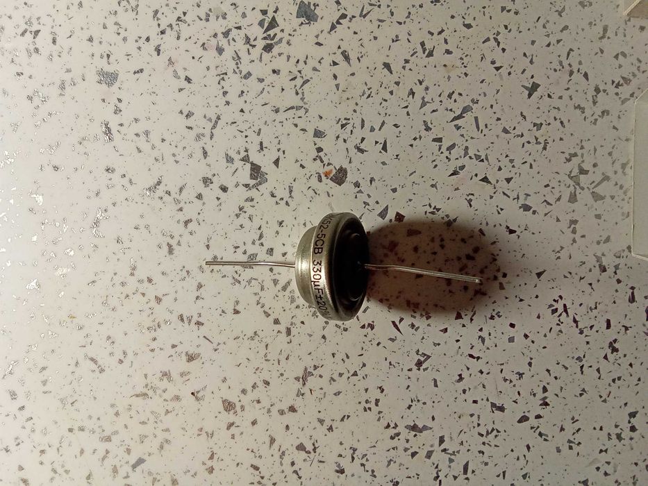 Конденсатор К52-5С 15В 330 мкф